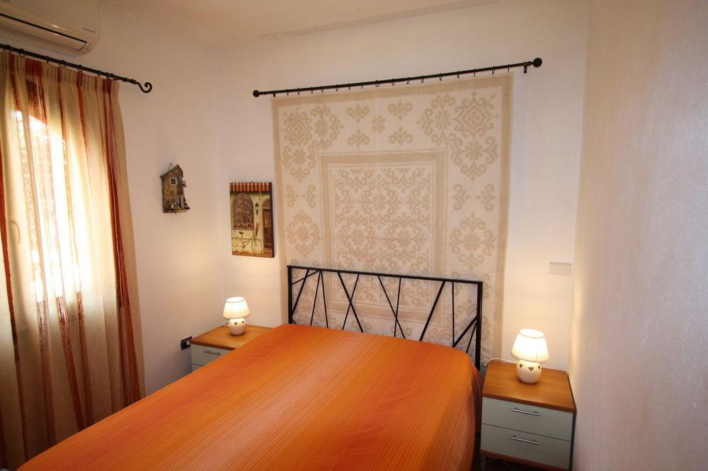 B&B La Dolce Vita Flumini di Quartu Exterior foto