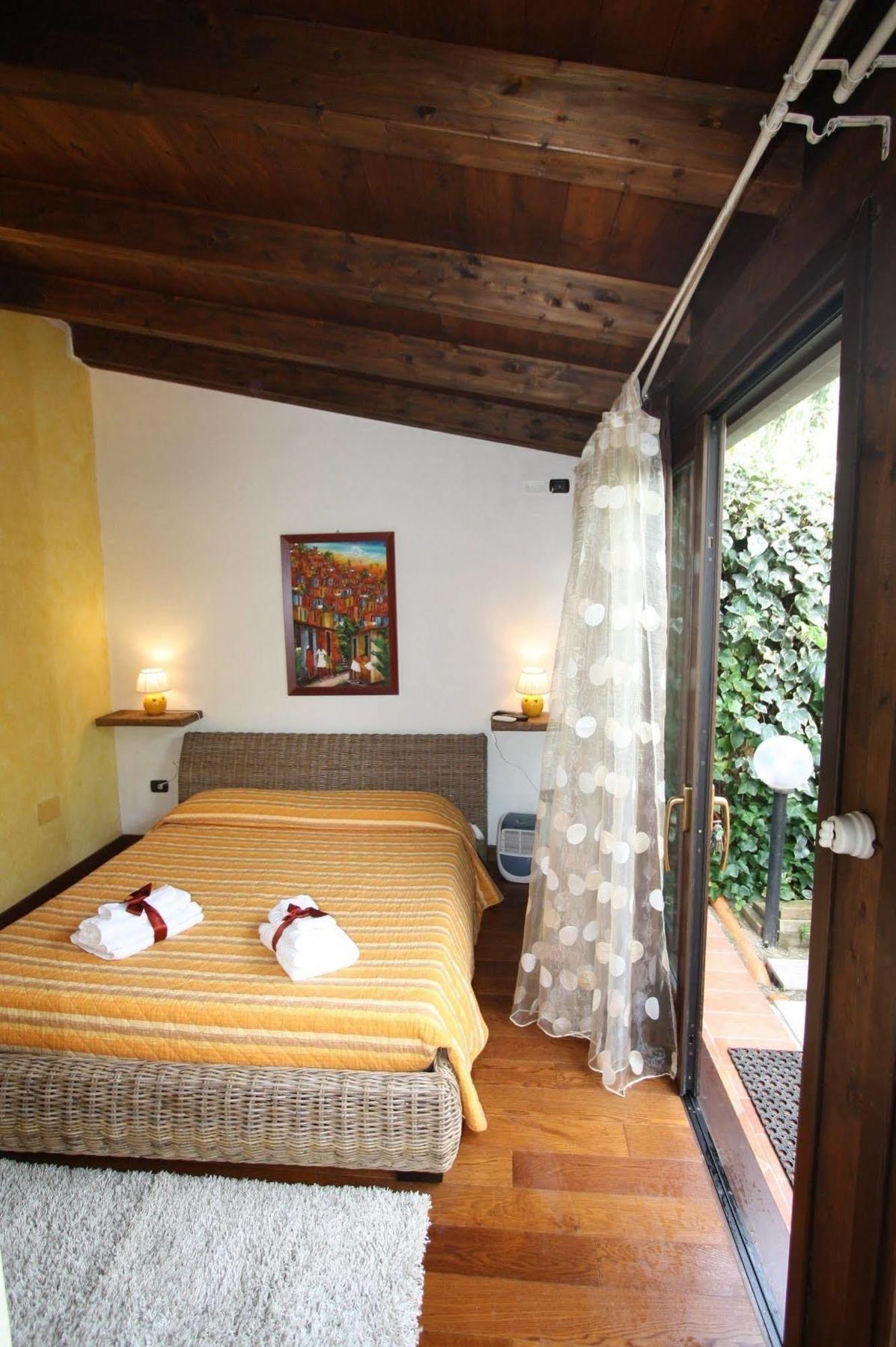 B&B La Dolce Vita Flumini di Quartu Exterior foto
